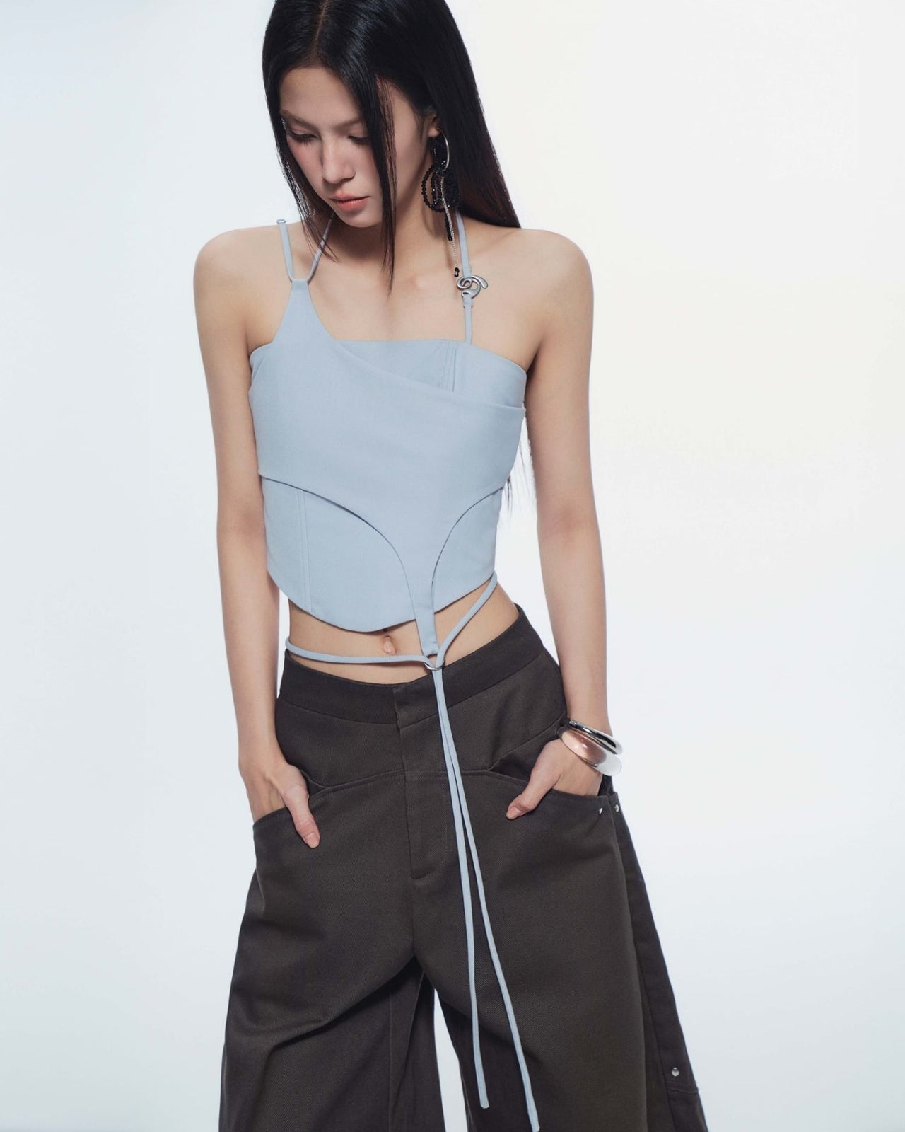 BUNNYHILL -T-B185 LULLABY HALTER TOP 垂墜綁帶平口上衣