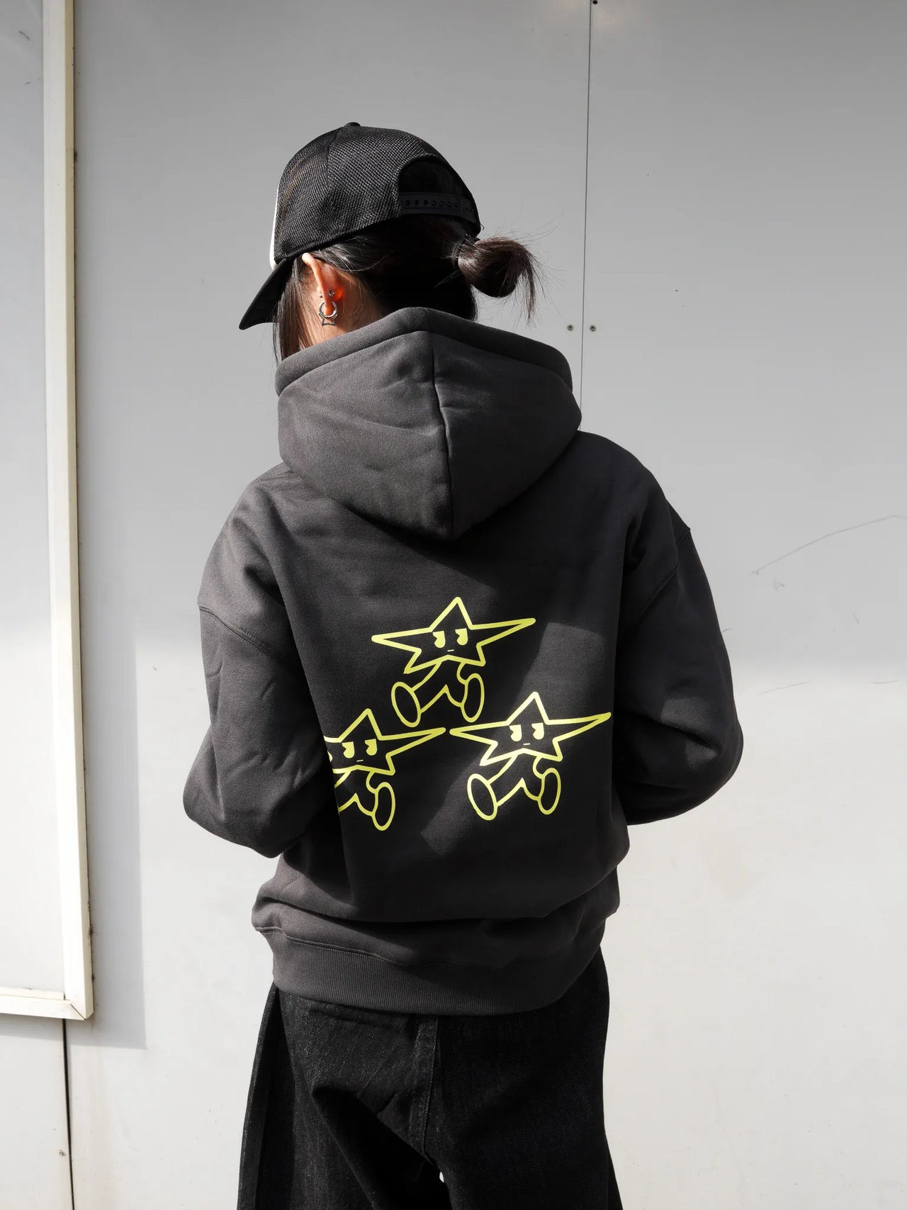 " MADE 𝗚𝘂𝗯𝗮𝗻 " 星星人重磅絨毛寬鬆長袖帽T