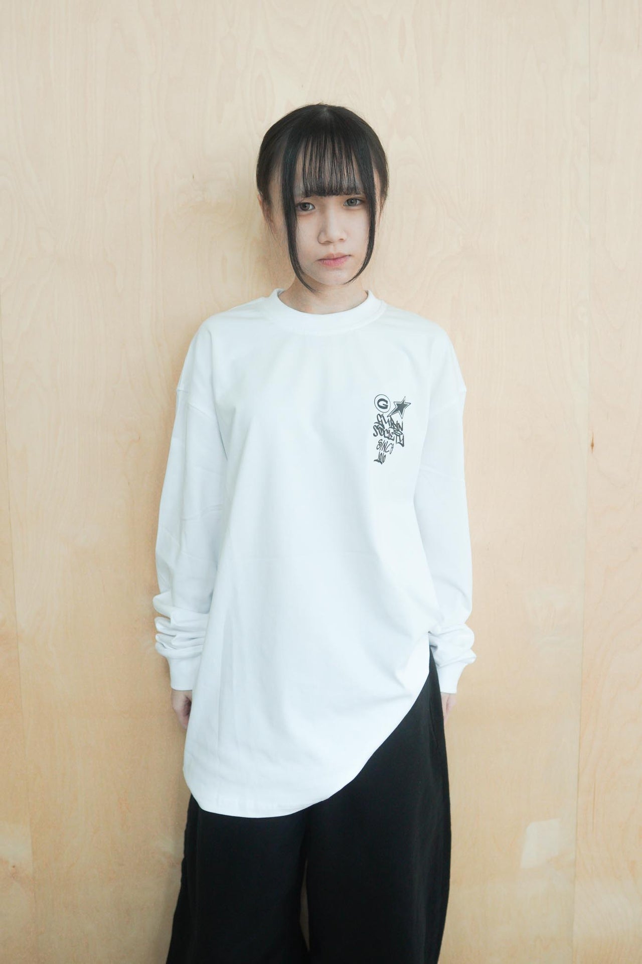 G145 萬馬奔騰寬鬆塗鴉長袖