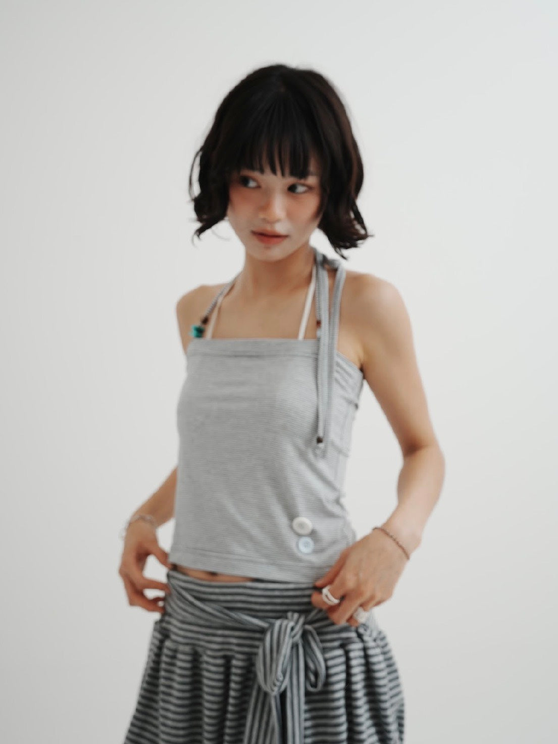 Neoclassical - Button-Tie Halter Top 掛脖鈕扣綁帶背心(灰)V-N25