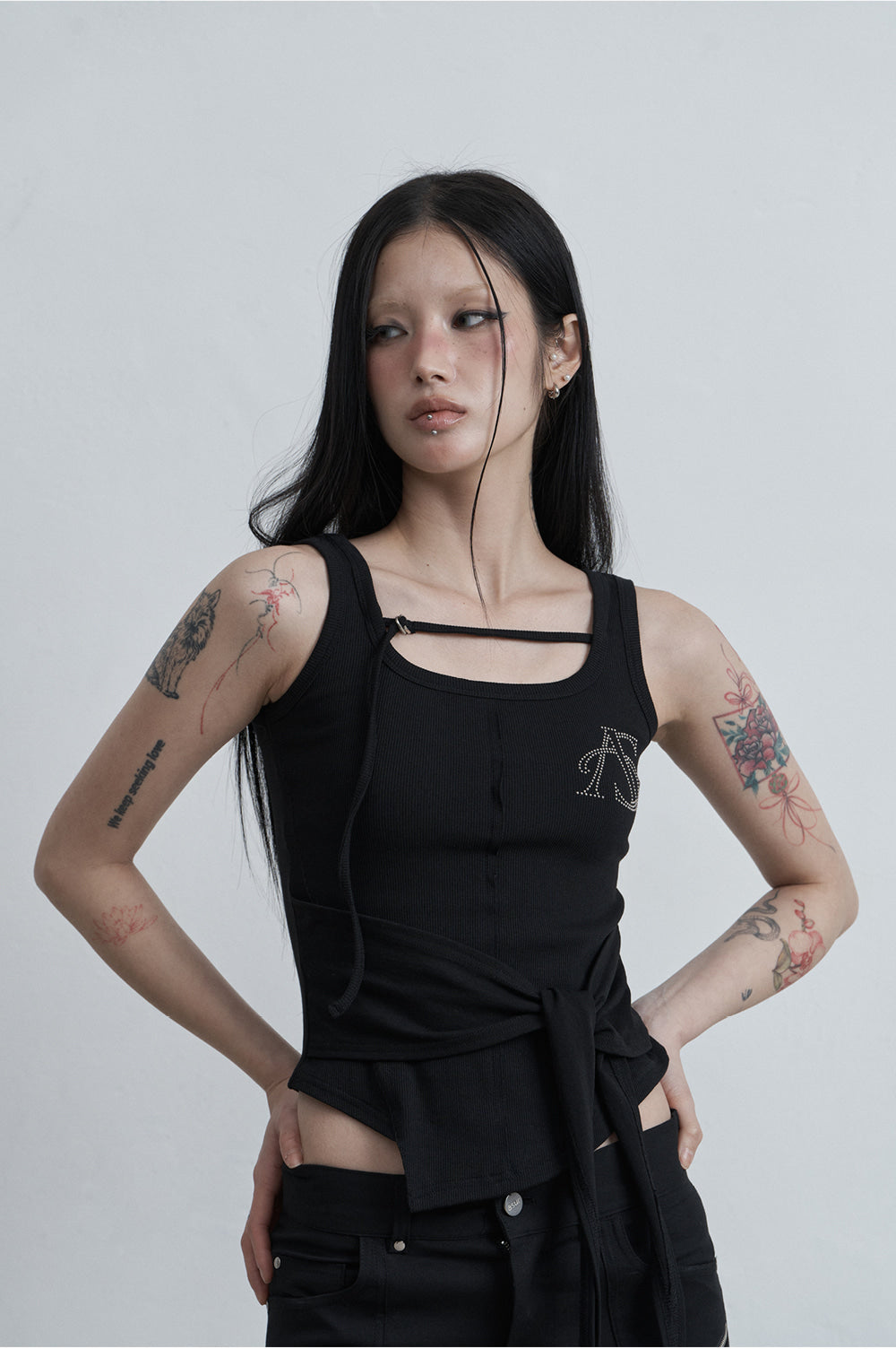 AS YOU ARE - WRAPPED TIDE SLEEVELESS (黑色) T-A1141