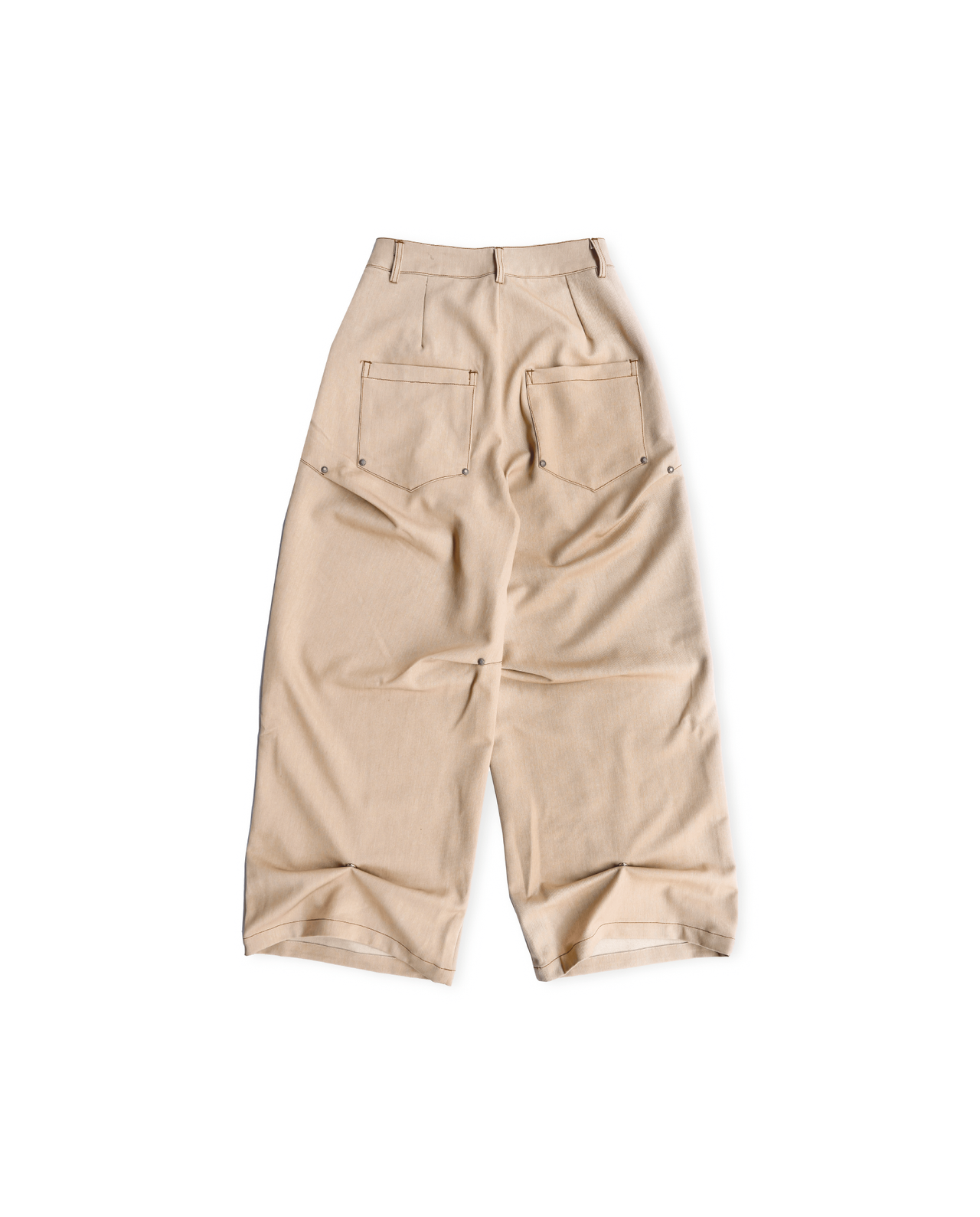 《NEVERLAND》2026.08 Rivet Suit Khaki Pants P-N179