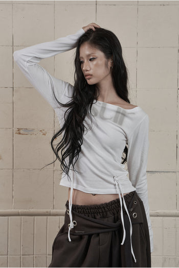 AS YOU ARE PUNCHING UNBALANCE OFF-SHOULDER (白色) T-A1139