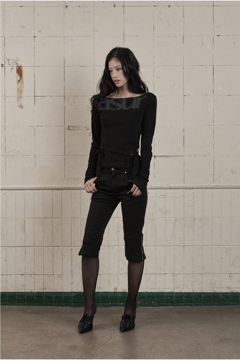 AS YOU ARE PUNCHING UNBALANCE OFF-SHOULDER (黑色) T-A1139
