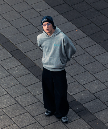 T-C151 CARRYON 26 Pre-Spring LIFE IS A BITCH Hoodie 內刷毛帽T 灰色