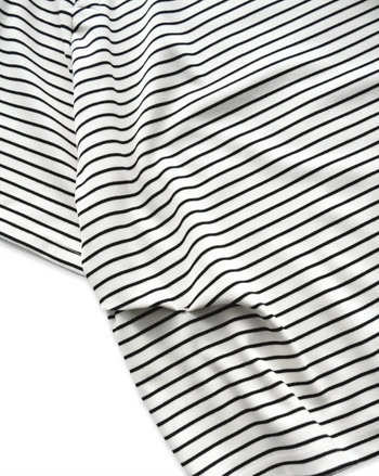 《NEVERLAND 》T-N173 Button Stripe TEE 條紋鈕扣上衣