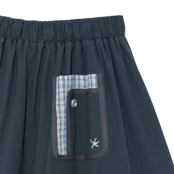 TCM - (w) check pintuck layered skirt (navy) P-C183