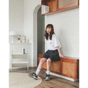 Sativa studio  /  "Surfer" Tee