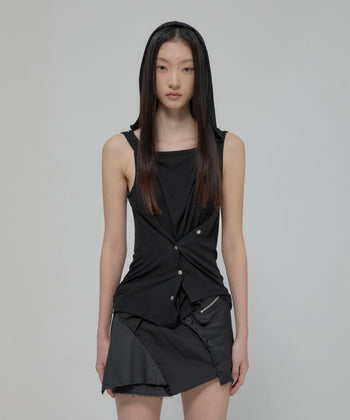 FLARE UP - Asymmetric Snap Hoodie 不對稱按扣連帽衫 T-F1096 (黑色)
