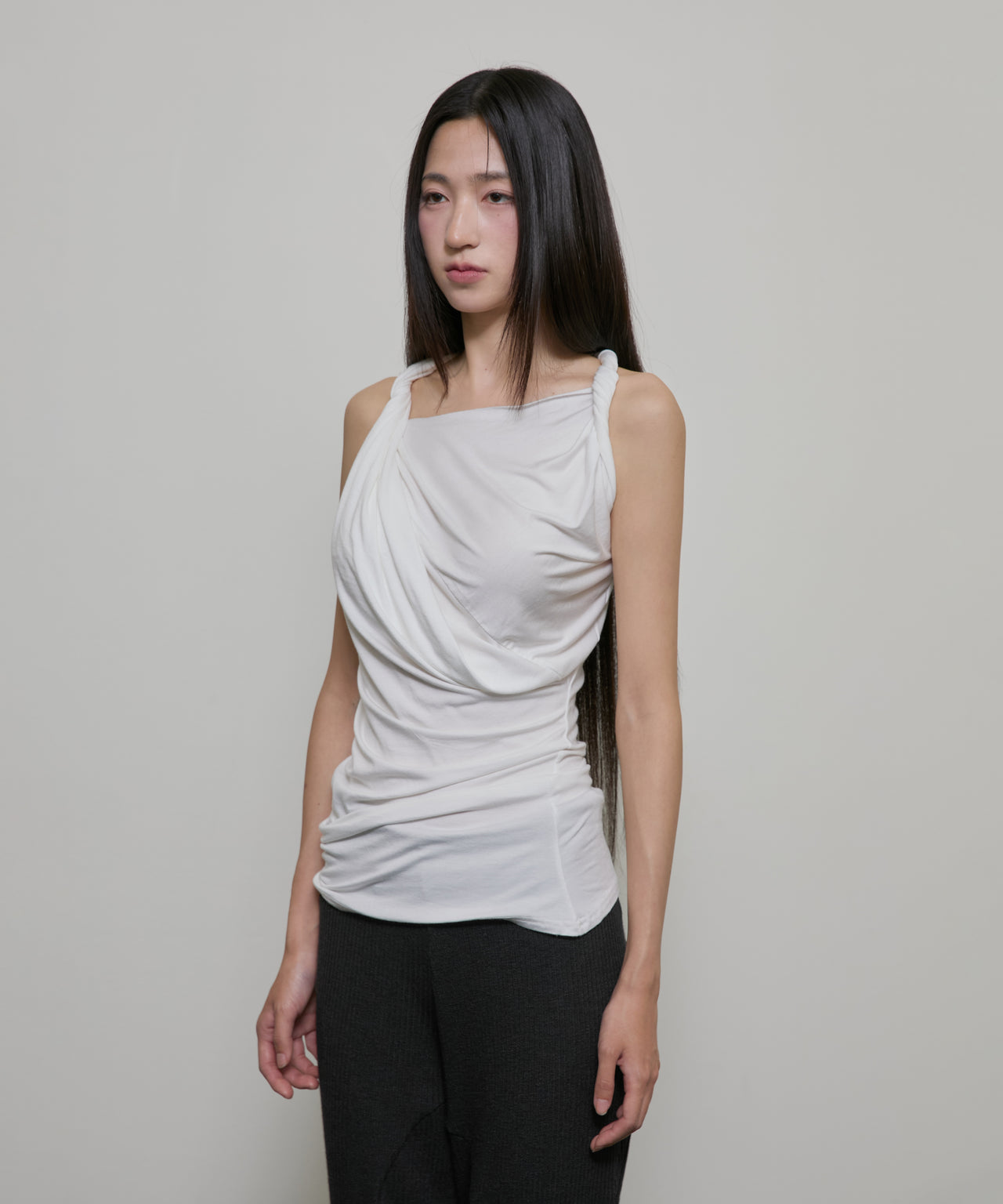 FLARE UP - Braided Asymmetrical Sleeveless 編織不對稱無袖衫 T-F1089 (白色)