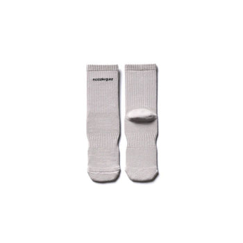 nozzle quiz® - Essential 素色 中筒 休閒襪 / 1