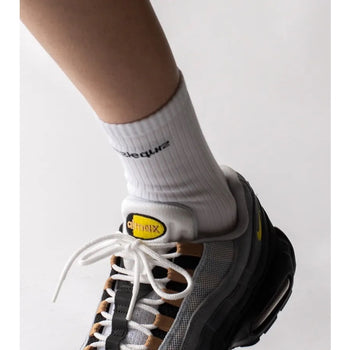 nozzle quiz® - Essential 素色 中筒 休閒襪 / 1