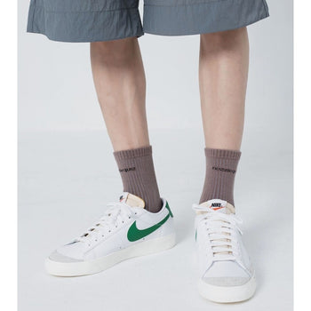 nozzle quiz® - Essential 素色 中筒 休閒襪 / 1