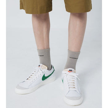 nozzle quiz® - Essential 素色 中筒 休閒襪 / 1