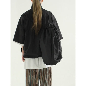 大容量抽繩空間感斜背包