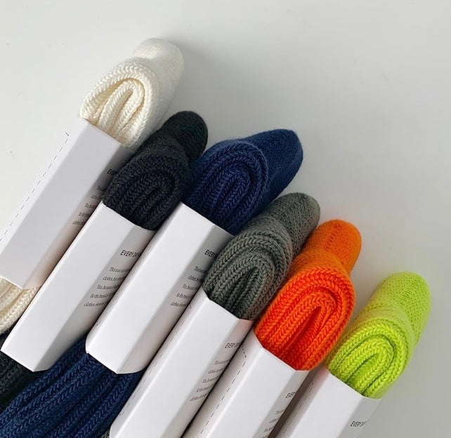 百搭螢光素色半筒襪