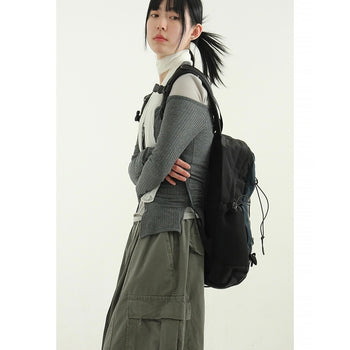 大空間尼龍防水登山包