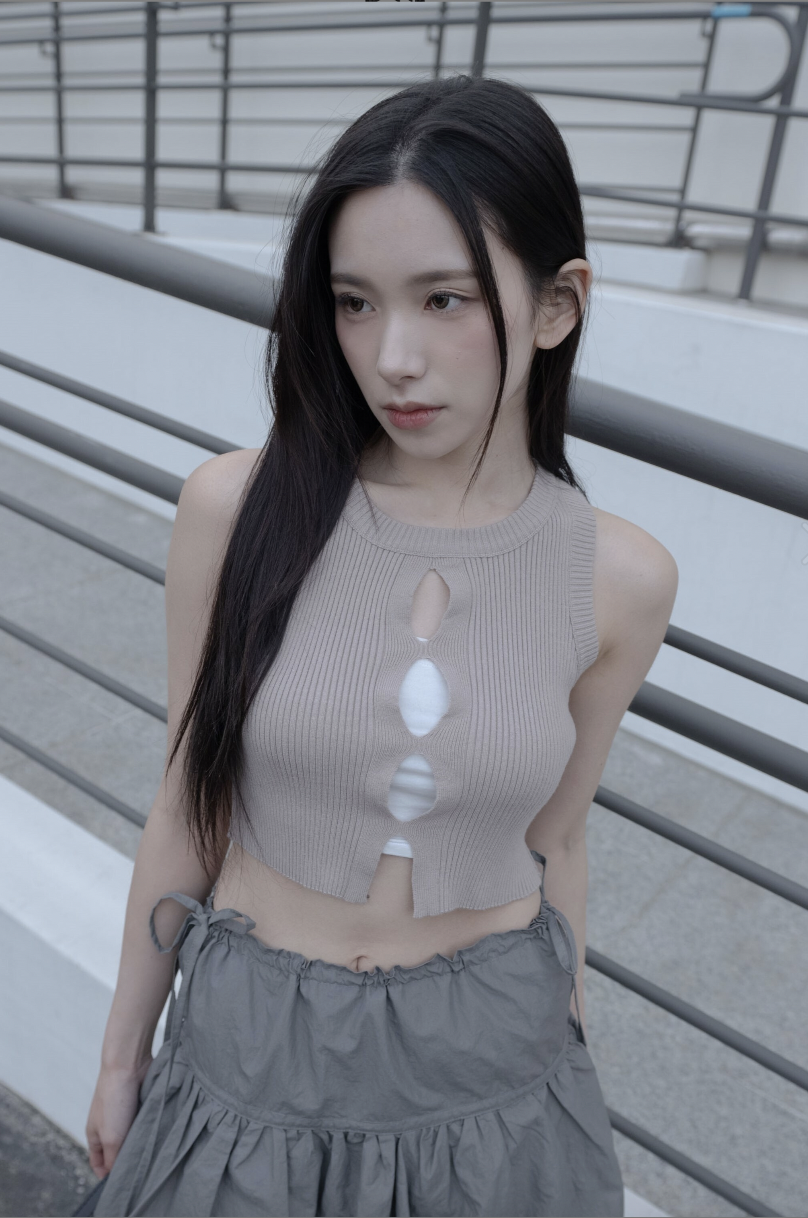 " SIMON " GC-2411 小心機 簍空 針織 背心