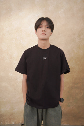 WBI 24SS WL-01 / WBI Data Analysis Division Low-Key Loose-Fit Short-Cropped Tee