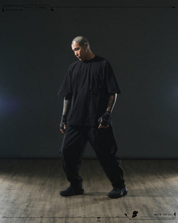 OCTO GAMBOL®< S24 Trapezoid Sukkiri T-shirt >