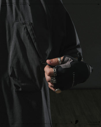 OCTO GAMBOL®< S24 Trapezoid Sukkiri T-shirt >