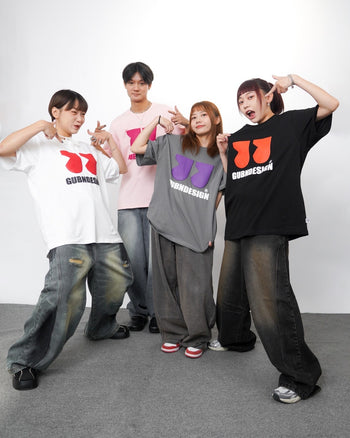 “MADE 𝗚𝘂𝗯𝗮𝗻 " 發泡印花 逗號 原創 260G 爽滑棉 短袖