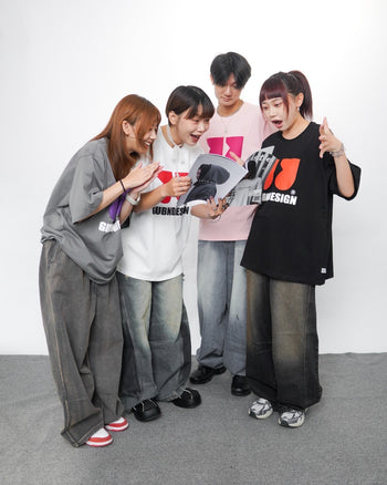 “MADE 𝗚𝘂𝗯𝗮𝗻 " 發泡印花 逗號 原創 260G 爽滑棉 短袖