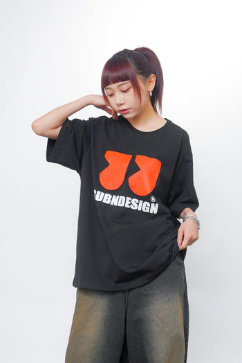 “MADE 𝗚𝘂𝗯𝗮𝗻 " 發泡印花 逗號 原創 260G 爽滑棉 短袖