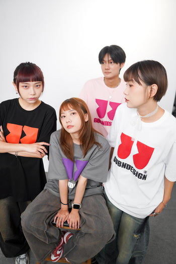 “MADE 𝗚𝘂𝗯𝗮𝗻 " 發泡印花 逗號 原創 260G 爽滑棉 短袖