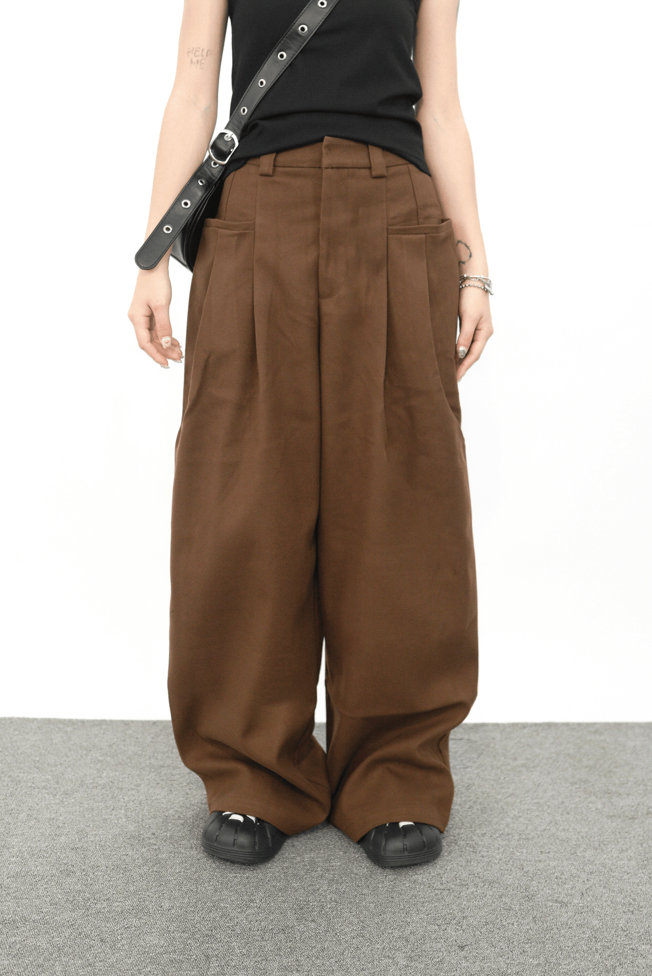 雙褶設計廓形西裝褲