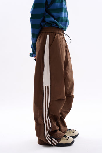 側邊拉鍊運動褲