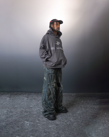 WBI® 24SS UND-02 / The Rebel Series Logo Man Hoodie