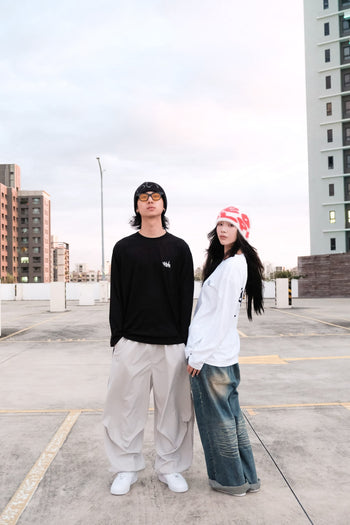 “MADE 𝗚𝘂𝗯𝗮𝗻 " 塗鴉 滑板 原創 全新面料 寬鬆  BOXY 215G 正肩 長袖Ｔ