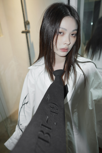 WBI 24SS BT-01 / WBI BEST SPY TIE