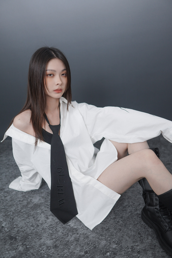 WBI 24SS BT-01 / WBI BEST SPY TIE