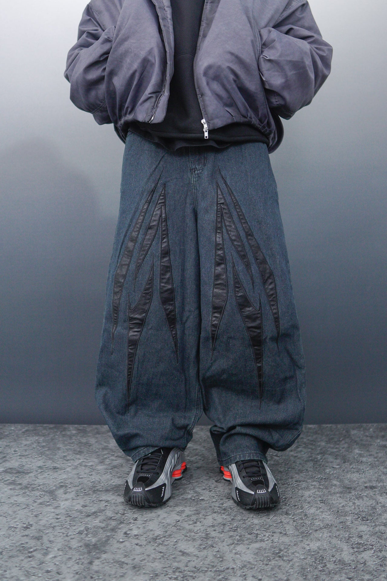 WBI 24SS EPD-02 / WBI Leather logo patchwork denim pants