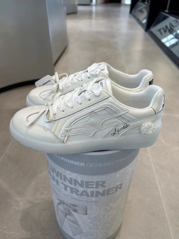 Killwinner 德訓鞋 白月光 小白鞋 安俞真同款