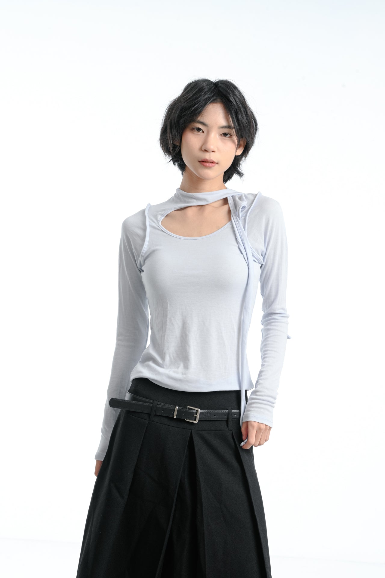 【GUBAN】春夏 飄帶 天絲 打底 內搭 修身 設計 上衣