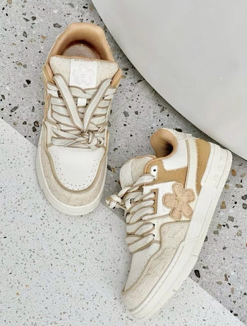 We Flower 小花鞋 軟底 耐磨 增高 透氣 奶茶色