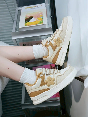 We Flower 小花鞋 軟底 耐磨 增高 透氣 奶茶色