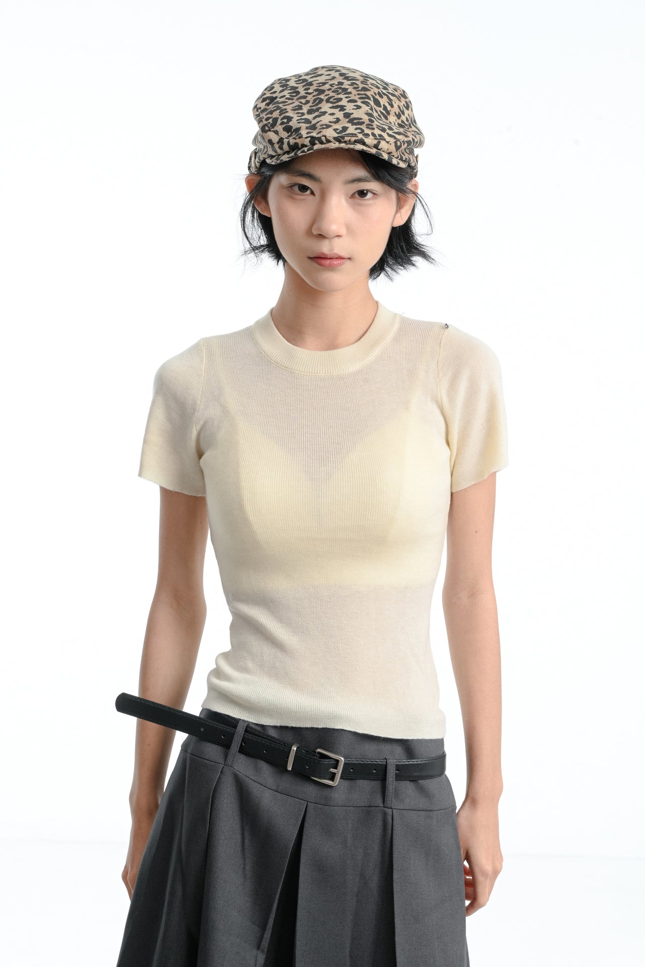 “MADE 𝗚𝘂𝗯𝗮𝗻 " 春夏 個性 露背 修身 針織 正肩短袖