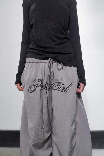 快速出貨 美式 刺繡 字母 皺褶 傘兵  闊腿  運動 長褲