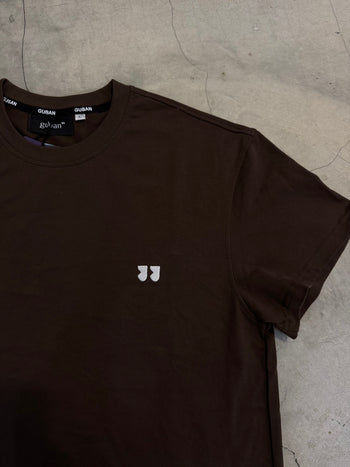 “MADE 𝗚𝘂𝗯𝗮𝗻 " BOXY 寬短 刺繡 美式 素色 上衣