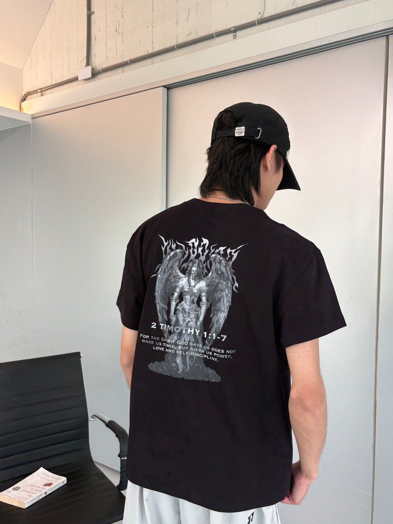 "MADE 𝗚𝘂𝗯𝗮𝗻 " 惡魔 BOXY 寬短 美式 街頭 上衣