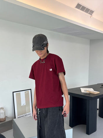 “MADE 𝗚𝘂𝗯𝗮𝗻 " BOXY 寬短 刺繡 美式 素色 上衣