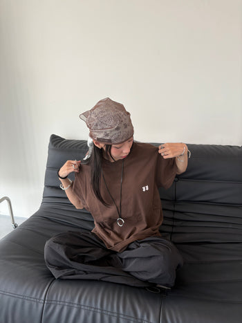 “MADE 𝗚𝘂𝗯𝗮𝗻 " BOXY 寬短 刺繡 美式 素色 上衣