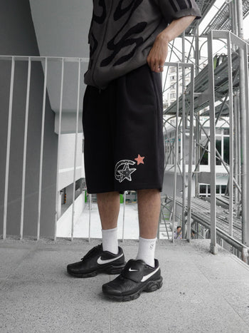 “MADE 𝗚𝘂𝗯𝗮𝗻 " 寬鬆 鬆緊 百慕達 日常 星星 棉褲 短褲