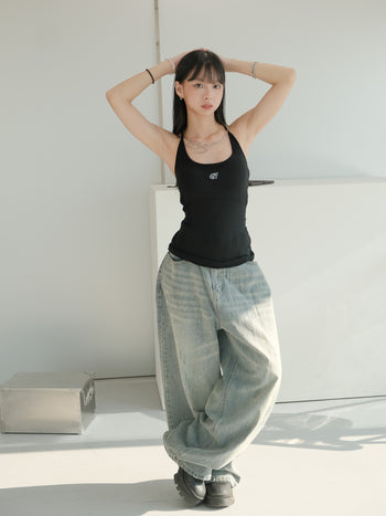 “MADE 𝗚𝘂𝗯𝗮𝗻 " 原創 自帶胸墊 吊帶 休閒 街舞 瑜伽 背心