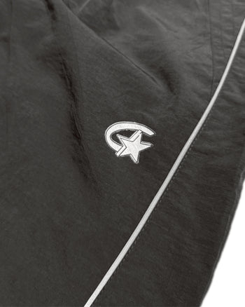 “MADE 𝗚𝘂𝗯𝗮𝗻 " 運動 街舞 抽繩 尼龍 番光 速乾 運動褲