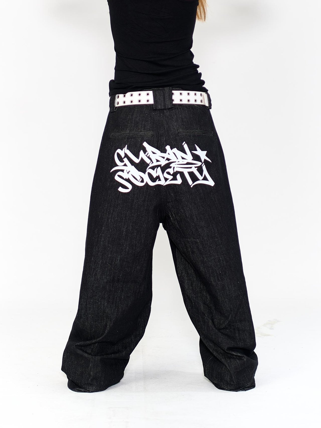 “MADE 𝗚𝘂𝗯𝗮𝗻 " 塗鴉 街舞 彎刀 原創 原牛 闊腿 做舊 牛仔褲